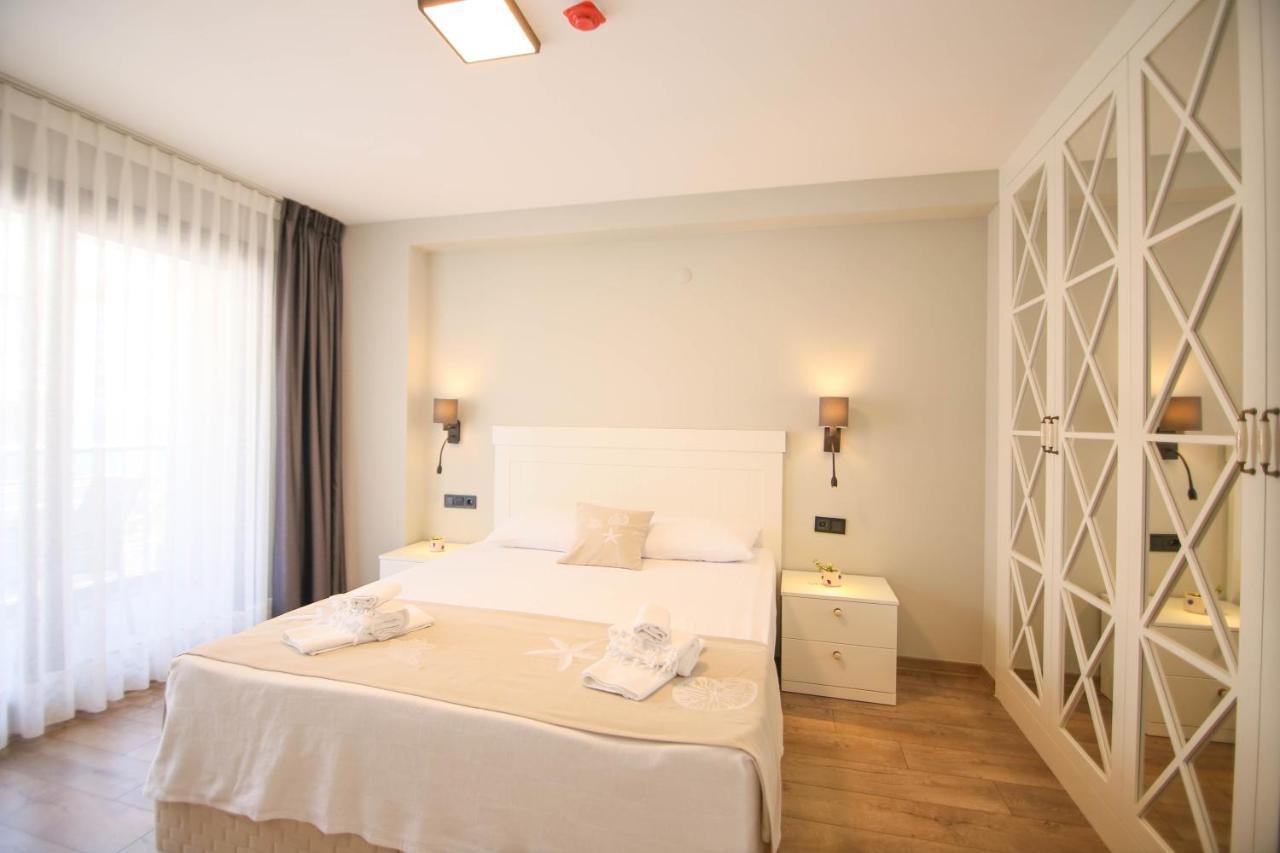 Krem Marin Otel Çeşme Exterior foto